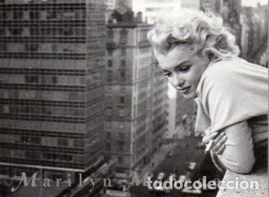 Postales: POSTAL PV07795: Marilyn Monroe asomada en un balcon. Fotografo Ed Feingersh - NULL