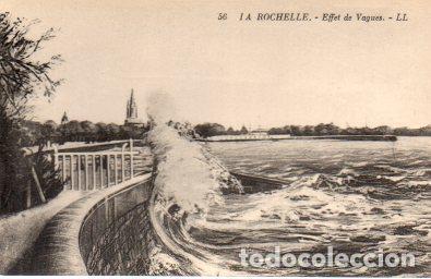 Postkarten: POSTAL PV07996: La Rochelle, effet de Vagues - NULL