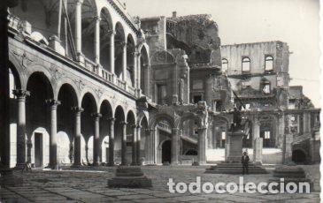 Postkarten: POSTAL PV08868: Patio del Alcazar, Toledo - NULL