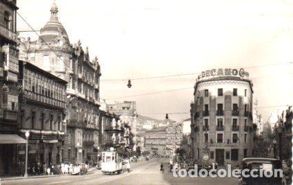 Postcards: POSTAL PV08809: Plaza del Capitan Carrero, Vigo - NULL