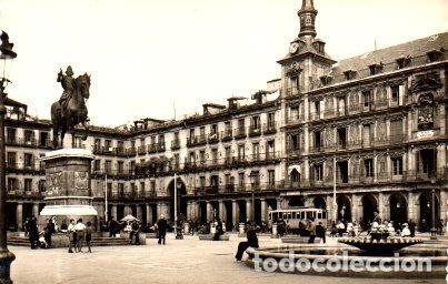 Postais: POSTAL PV01027: Estatua ecuestre Felipe III en Madrid - NULL