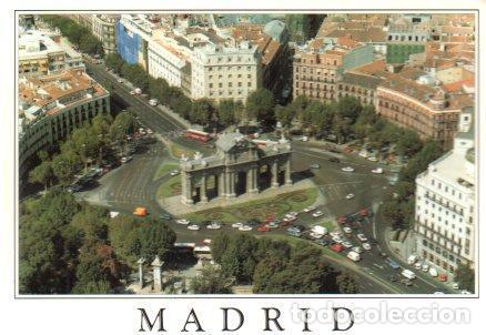 Postais: POSTAL PV00627: Vista aerea de la Puerta de Alcala, Madrid - NULL
