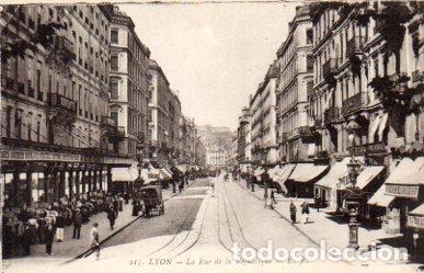 Postales: POSTAL PV10942: Lyon. La Rue de la Republique - Foto 1