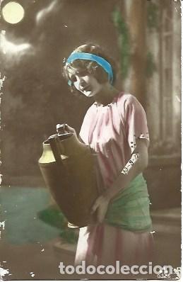 Postcards: POSTAL A3426: Mujer con cantaro