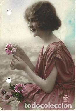Postales: POSTAL A3414: Mujer con margarita