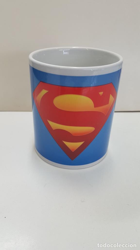 Postales: Taza con asa de cer&aacute;mica: Logotipo de Superman con fondo azul - NULL