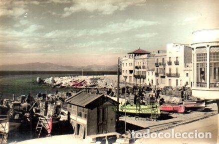 Cartoline: POSTAL PV07594: Barcas en la playa de pescadores en La Escala, Gerona - NULL