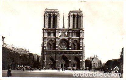 Postales: POSTAL PV08235: Parvis de Notre-Dame, Paris - Foto 1