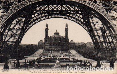 Postcards: POSTAL PV08213: Le Trocadero vu sous la Tour Eiffel, Paris - NULL