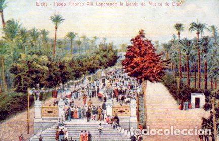 Postcards: POSTAL PV07891: Paseo de Alfonso XIII esperando la Banda de Musica de Oran, Elche (ver descripcion)