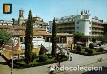 Postales: POSTAL PV10616: Olot, plaza Mercado y Hotel Montsacopa - NULL