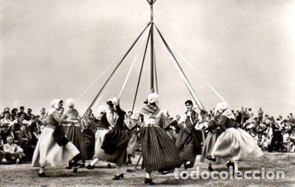 Cartes Postales: POSTAL PV11219: Les Cordelles danse corporative, Saint Tropez