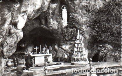 Postales: POSTAL PV11240: Lourdes, La Grotte Miraculeuse - NULL