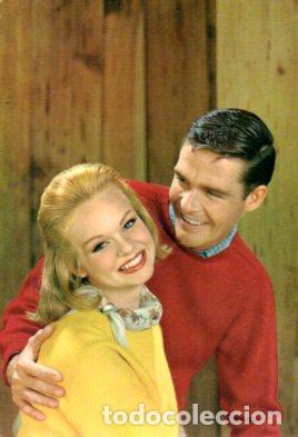 Postcards: POSTAL PV13451: Mujer y hombre enamorados