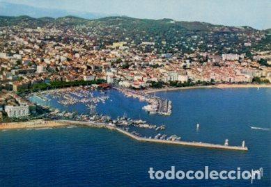 Cartoline: POSTAL PV13379: Le Port et les Jardins du Casino, Cannes - NULL