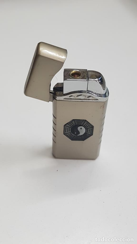 Postales: Mechero: tipo zippo con dibujo del Yin Yang - NULL