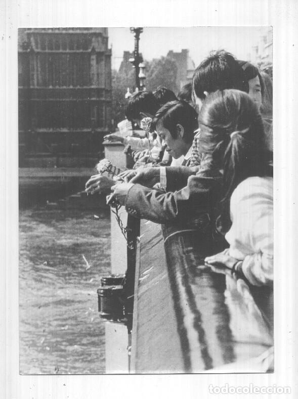 Postais: Foto Prensa numero 148: Refugiados vietnamitas en Londres - Varios