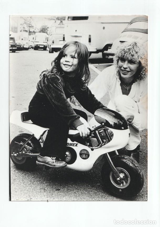 Postais: Foto Prensa numero 194: Mini motocicleta en la exposicion Hamburgo - Varios