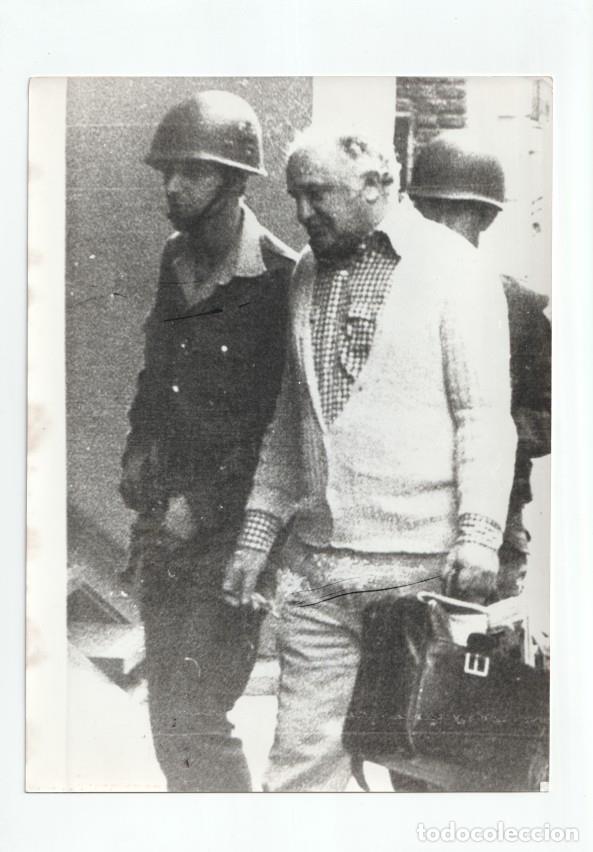 Postkarten: Foto Prensa numero 195: Arresto de Jacobo Timerman, director del diario la Opinion - Varios