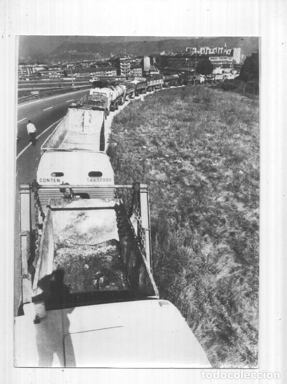 Postkarten: Foto Prensa numero 149: manifestacion camiones en autovia Soluccion Sur - Varios