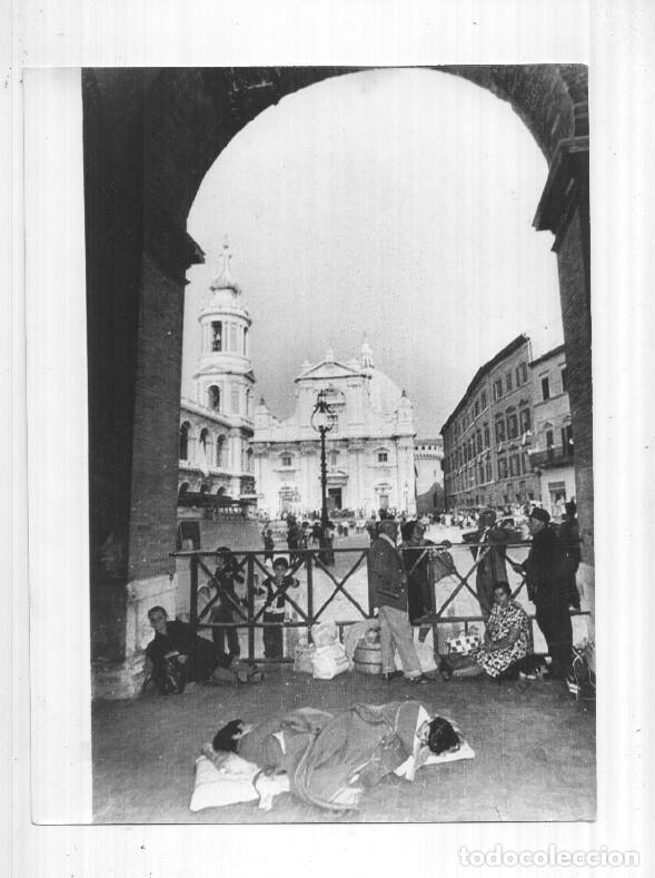Postkarten: Foto Prensa numero 069: Plaza del santuario de Loreto - Varios