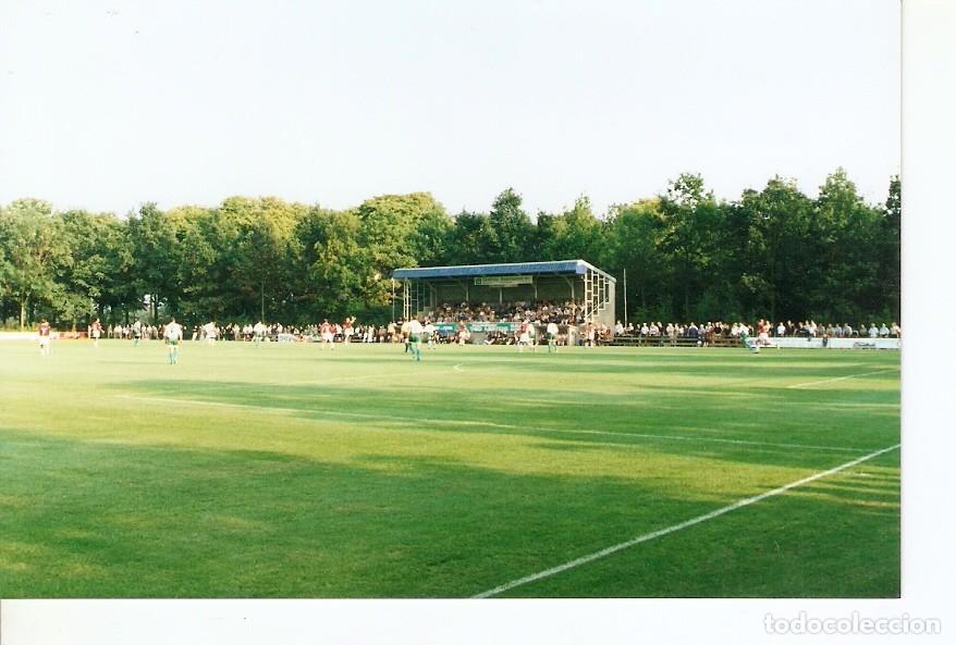 Postcards: Foto Futbol 026325 : Estadio de futbol. Eissden - Varios