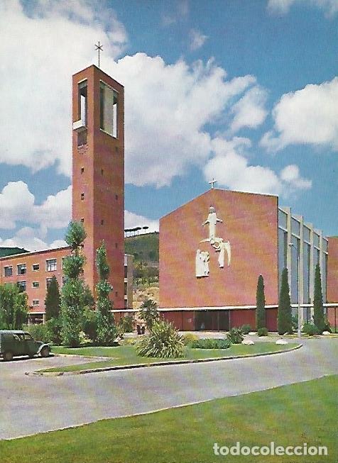 Postais: LAMINA 3564: Iglesia de las Llars Mundet. Barcelona - A. Fernandez Arenas