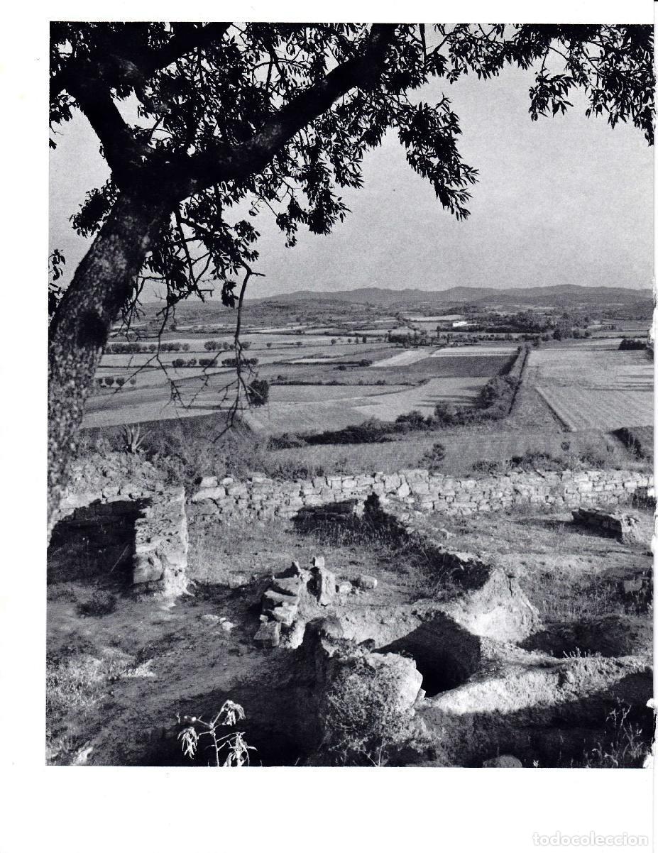 Postales: LAMINA 5768: Monticulo de Ullastret - Josep Pla