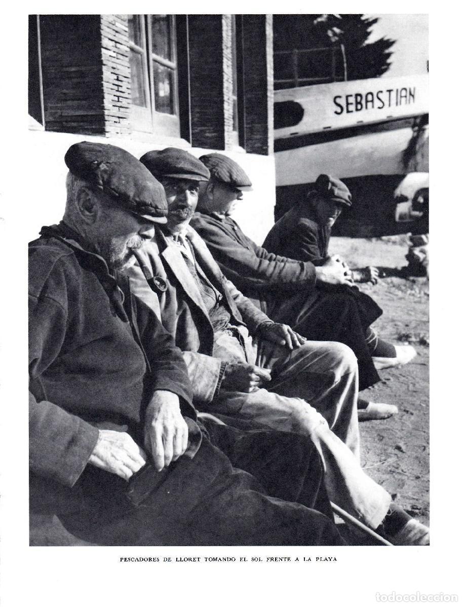 Postales: LAMINA 5656: Pescadores de Lloret tomando el sol frente la playa - Josep Pla