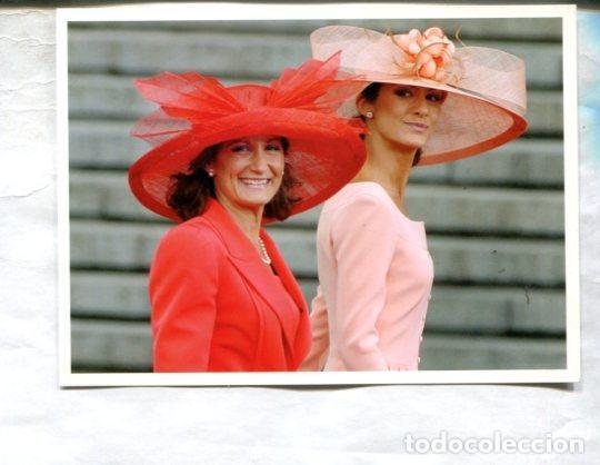 Postcards: Foto numerada 03 de la boda del Principe Felipe realizada por la revista Pronto - varios