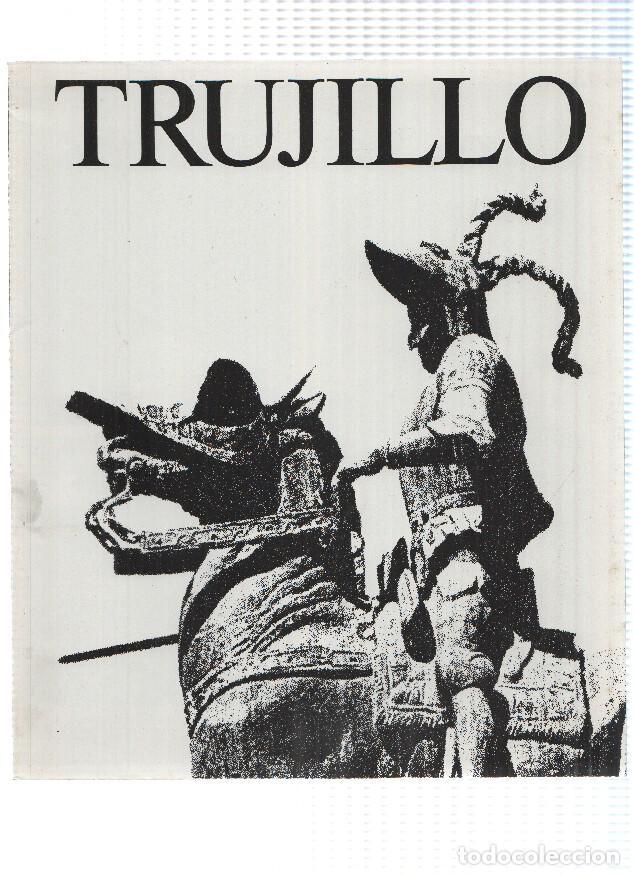 Postales: Desplegable: Vistas de TRUJILLO, 49cm X 42cm - COCA COLA Patrimonio Artisctico I (1975) - VARIOS