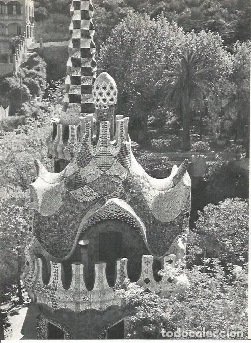 Cartoline: LAMINA 20679: Tejados del Parque Guell. Barcelona - Marcel Durliat