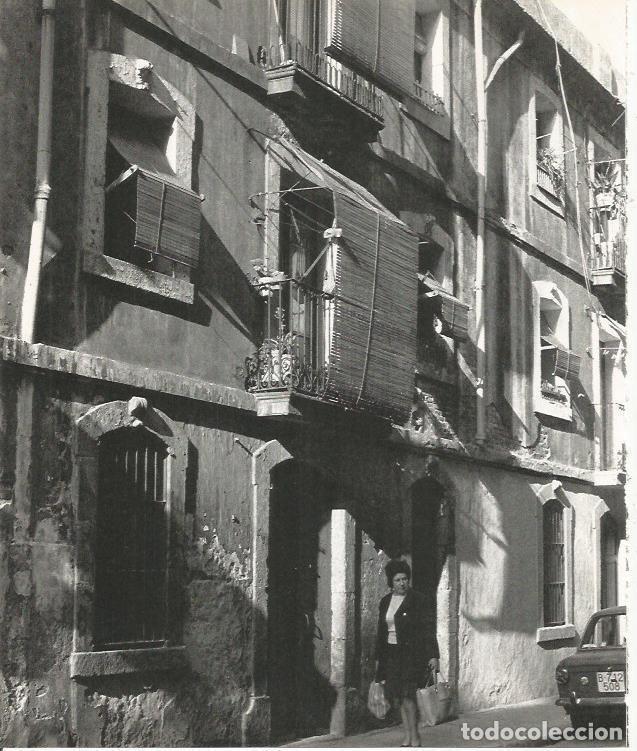 Postkarten: LAMINA 22049: Barcelona. Casa en el Raval - Josep Maria Espinas