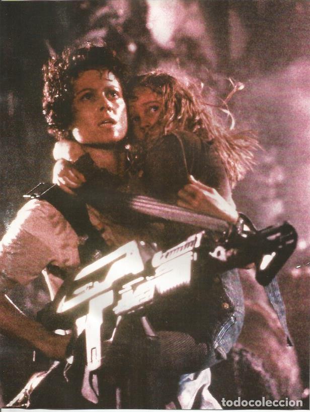 Postales: LAMINA 24930: Escena de Alien - John Landis