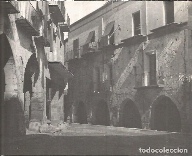 Cartes Postales: LAMINA V00297: Plaza de Balaguer, Lerida - J. Vallverdu - T. Sirera