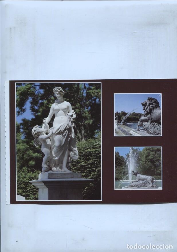 Postales: lamina souvenir del palacio Herrenchiemsee: Parque y Fachada principal del palacio con la fuente Lat