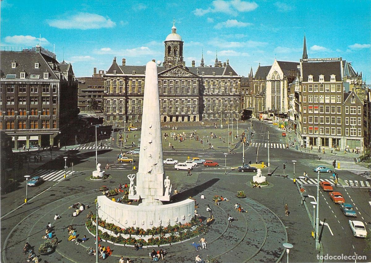 Postales: Postal de &Aacute;msterdam, Plaza Dam con Palacio Real y Monumento Nacional