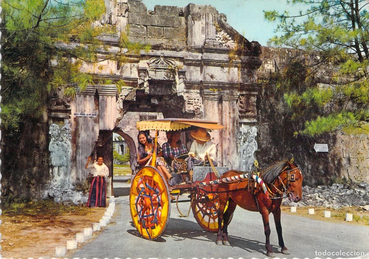Postales: Postal de Manila, Calesa en la entrada del Fuerte Santiago, Intramuros