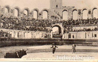 Postales: POSTAL PV06102: Course de Taureaux Espagnole, aux Arenes d'Arles (llamada de las banderillas) - NULL