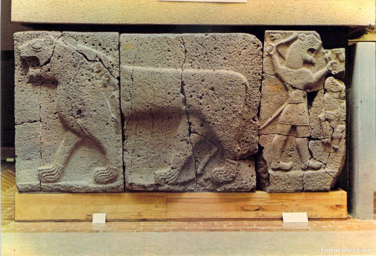 Postales: Postal de Ortostatos en Relieve de Zincirli, Museo de Estambul