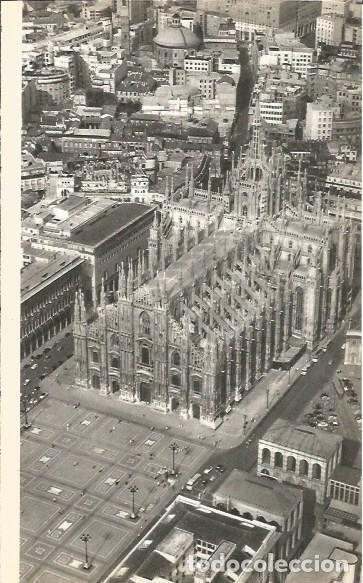 Postkarten: LAMINA V00389: Vista aerea del Duomo de Milan, Italia - VVAA