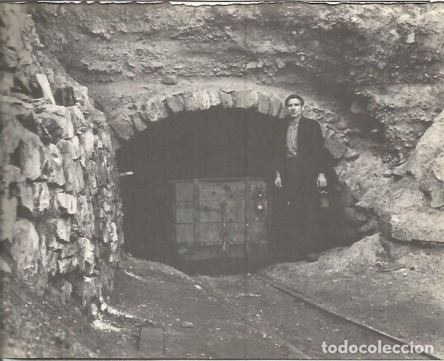 Postales: LAMINA V00334: Encargado de la mina en Mequinenza, Zaragoza - J. Vallverdu - T. Sirera