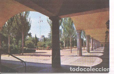 Postales: Postal E00336: Patio Universidad .San Jose de Zamora: -
