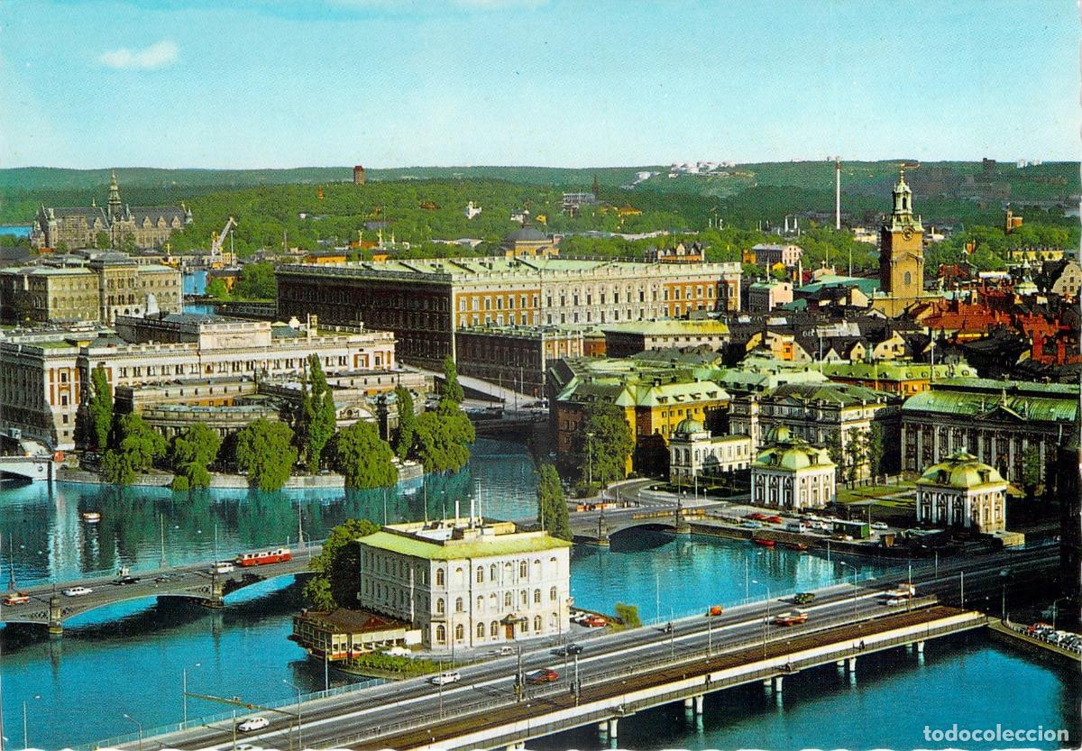Postales: Postal Panor&aacute;mica de Estocolmo con el Palacio Real y Gamla Stan