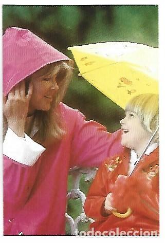 Postales: MARE E HIJA EN DIA DE LLUVIA
