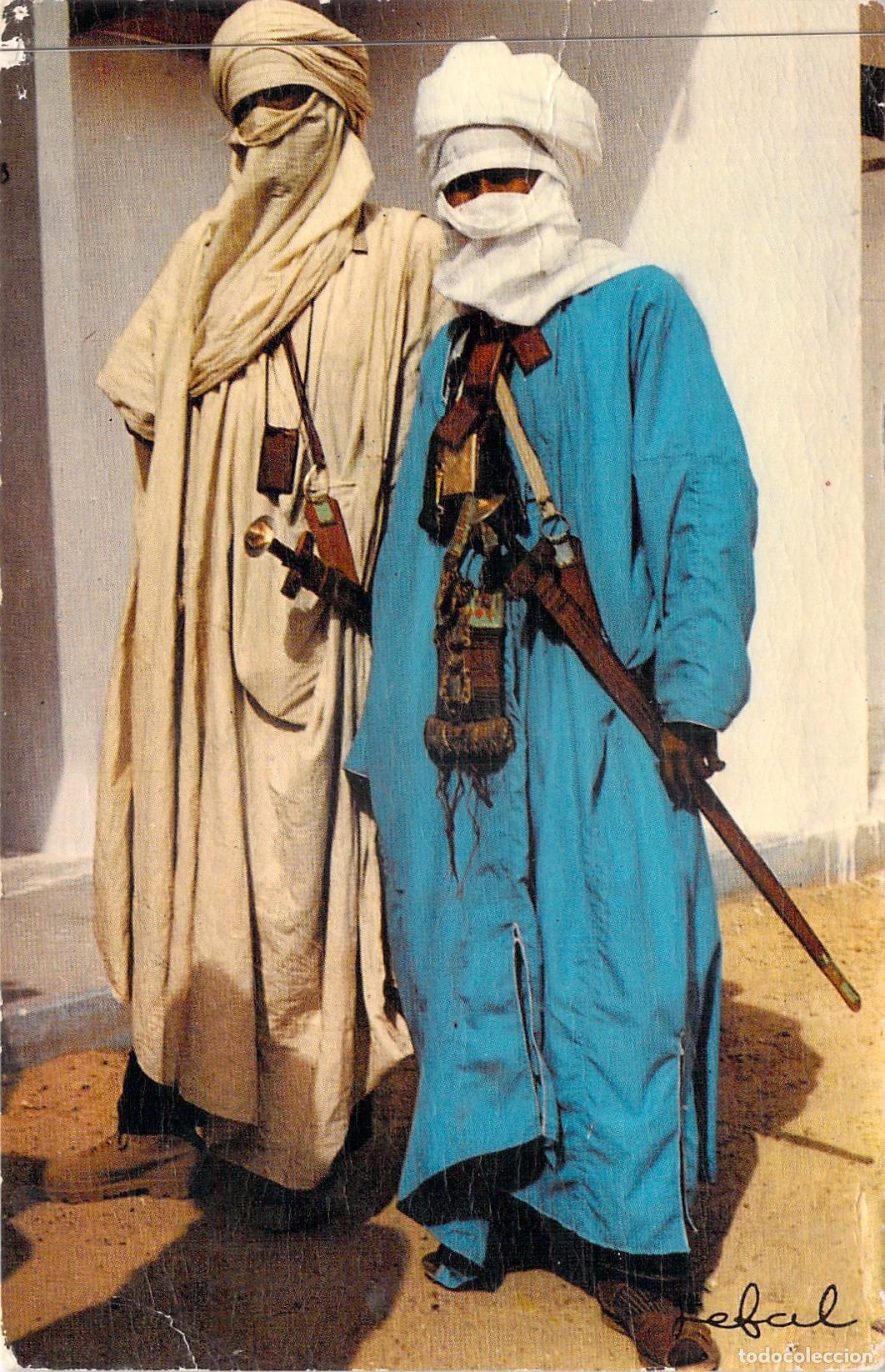 Postales: Postal de Argelia Pintoresca: Los Tuaregs con Trajes Tradicionales