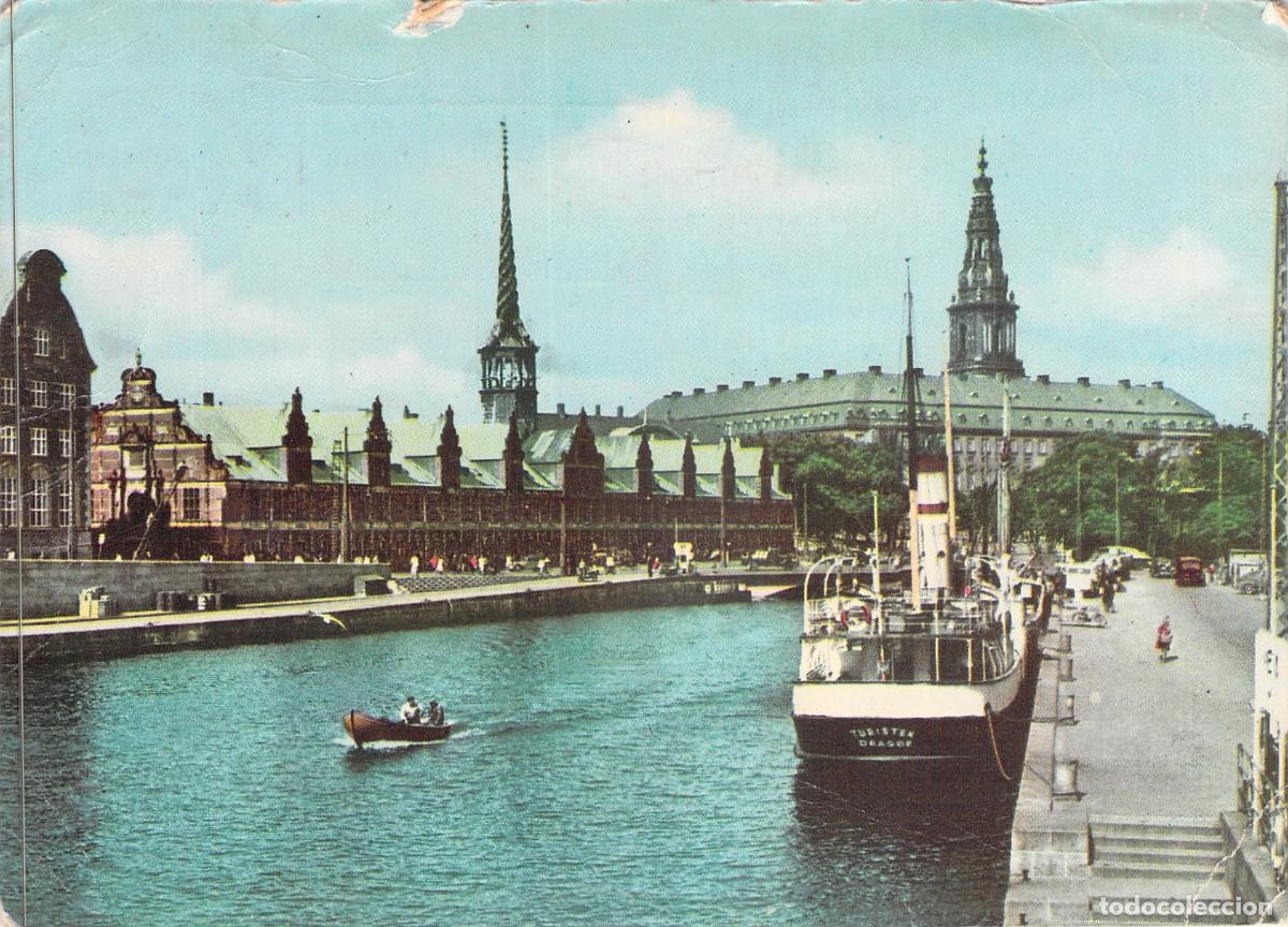 Postkarten: Postal de Copenhague: Edificio B&oslash;rsen y Palacio de Christiansborg