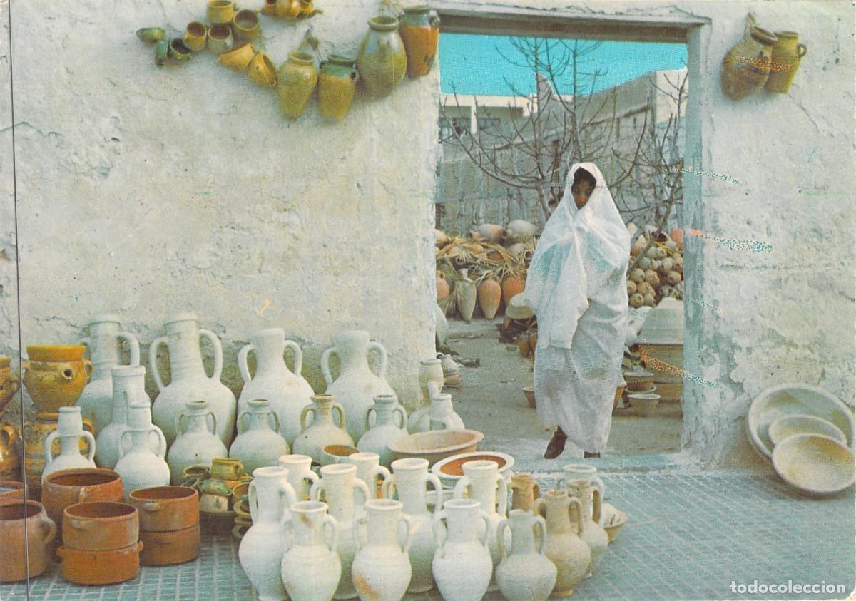 Postkarten: Postal de Alfarer&iacute;a Tradicional en Nabeul, T&uacute;nez