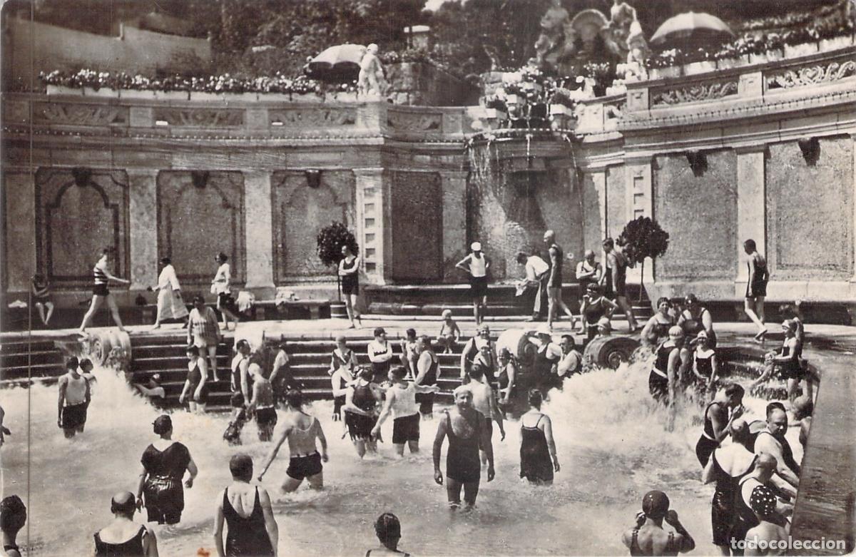 Postales: Postal de la Piscina de Olas del Hotel St. Gell&eacute;rt, Budapest