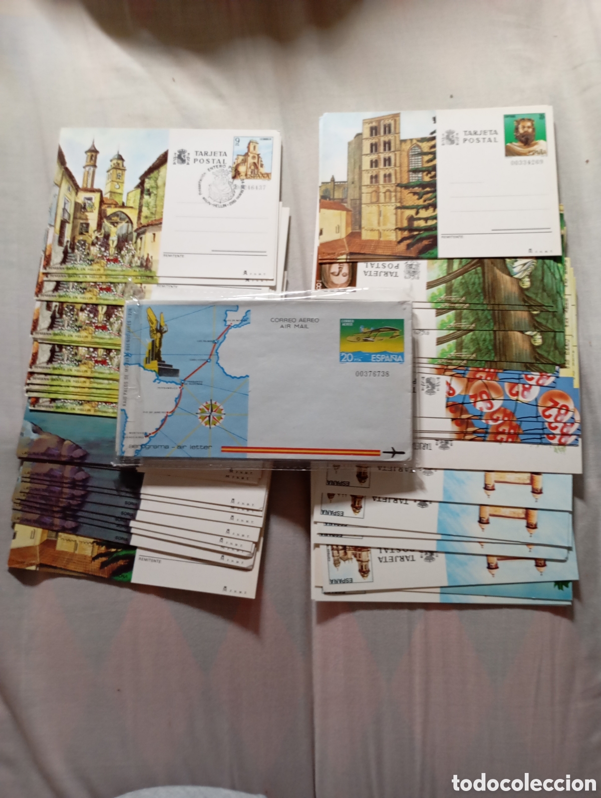 Postales: Tarjetas postales y aerogramas